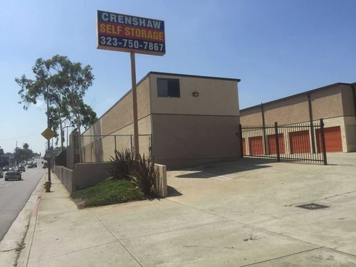 Crenshaw Self Storage storage facility exterior view