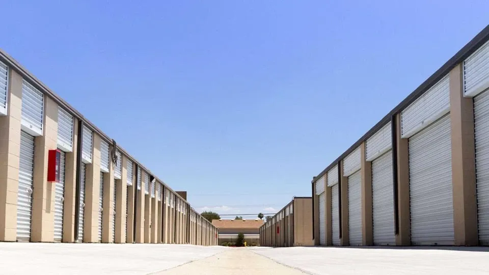 Drive up units at Airport Mini Storage