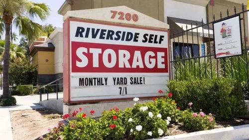 Riverside Self Service Storage storage facility exterior view